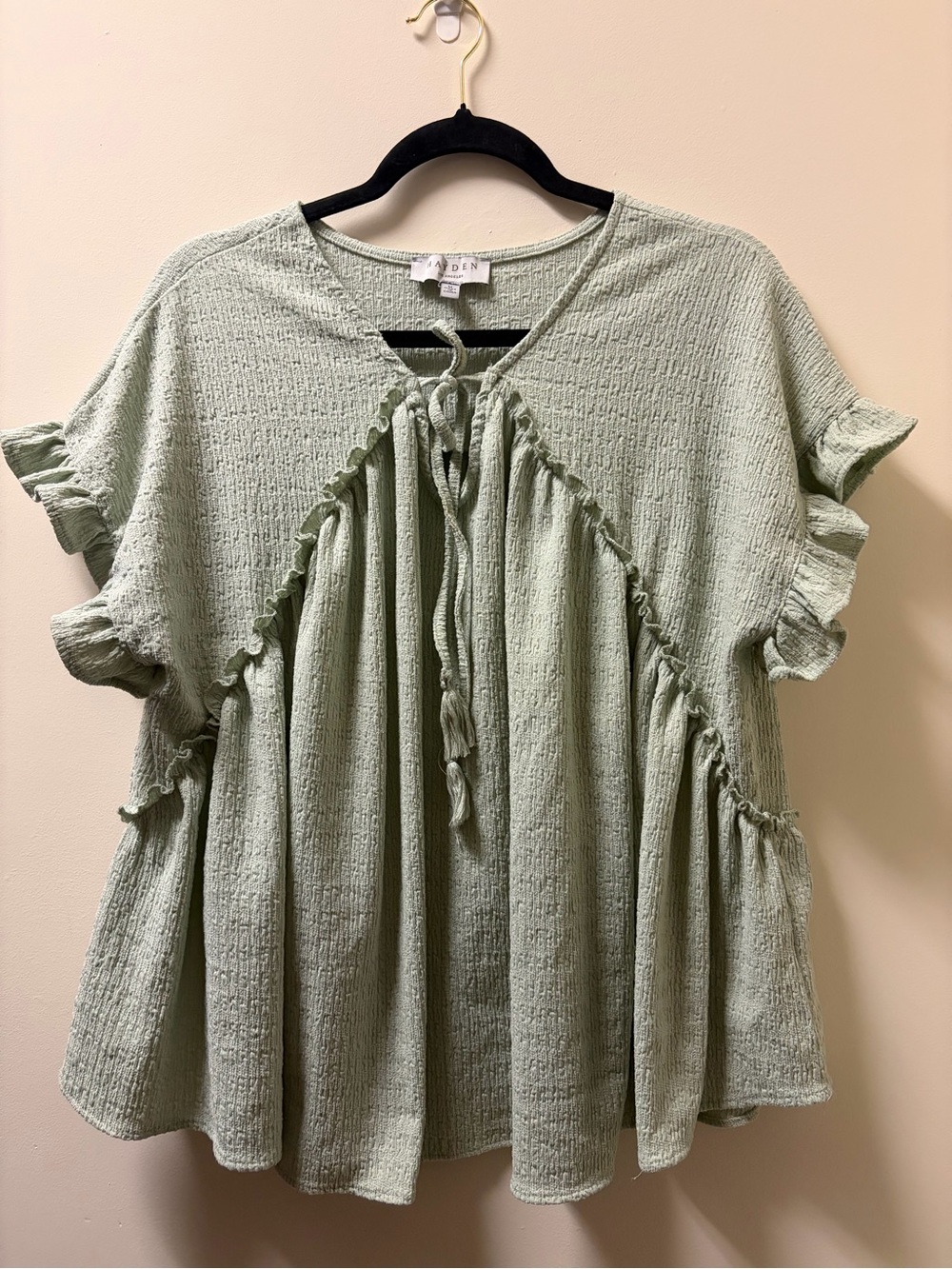 Hayden Los Angeles Sage Green Textured Ruffle Tie-Front Blouse – Size M